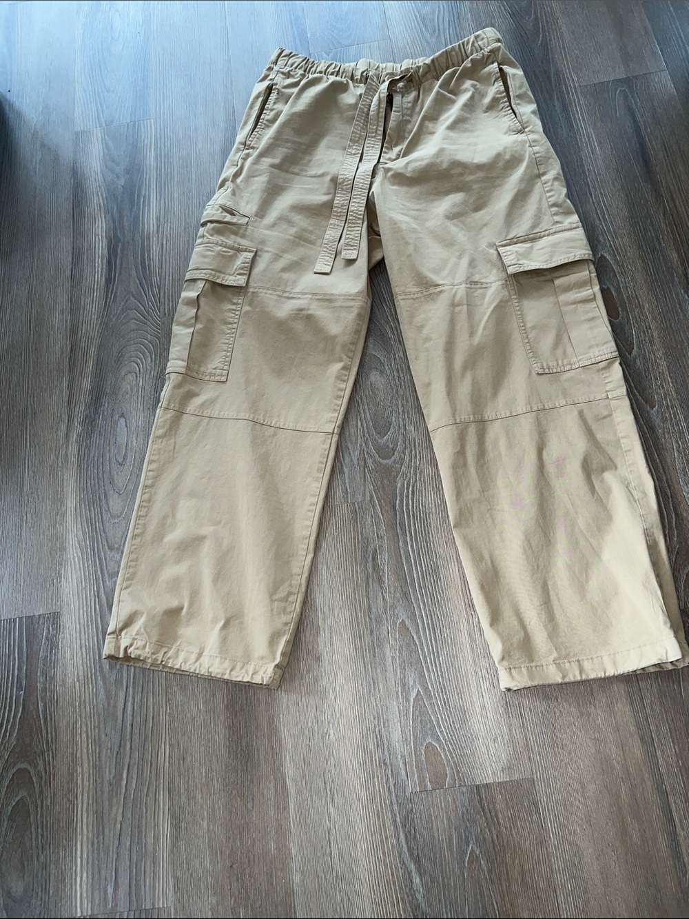 GAP Women's Wide-Leg Cargo Pants in Khaki Drawstring Ankle